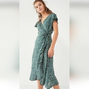 Kimchi Blue Green Midi Wrap Dress